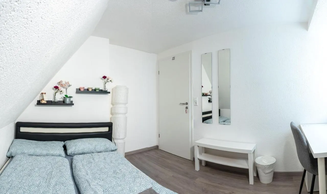 Modern House With Pool - 3 Bedrooms 2 Bathrooms Memmingen Germany