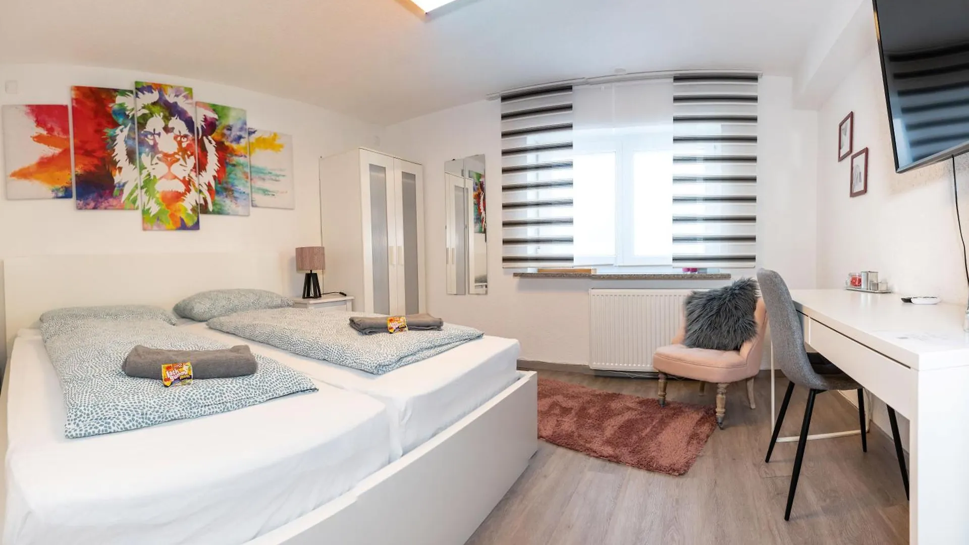 Modern House With Pool - 3 Bedrooms 2 Bathrooms Memmingen 0*,  Germany